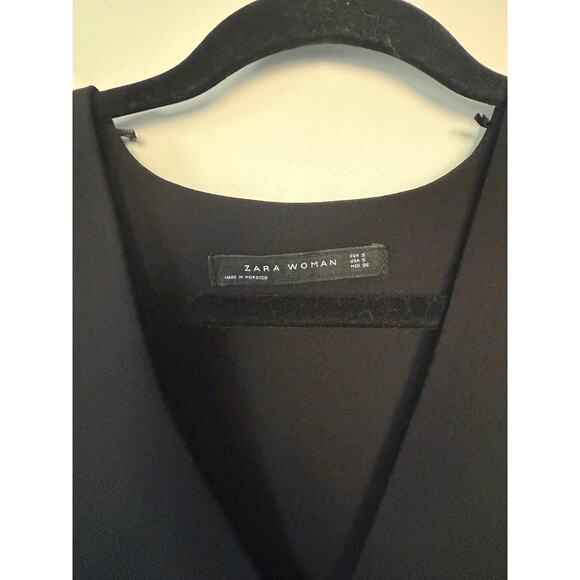 Zara Black Sleeveless V-Neck Tunic Top with Pockets - Small - Picture 6 of 9